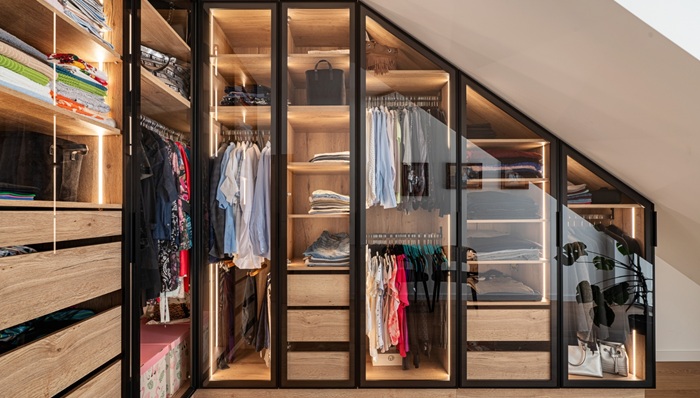 Szafy – rodzaje, style, ich uroki, typy i czym imponują