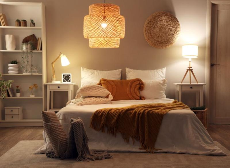 Oryginalne oświetlenie do sypialni — jak dokonać najlepszego wyboru?