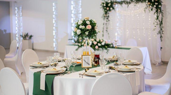 Zmień marzenia w rzeczywistość: jak szybko i sprawnie założyć swoją restaurację, kawiarnię lub pub