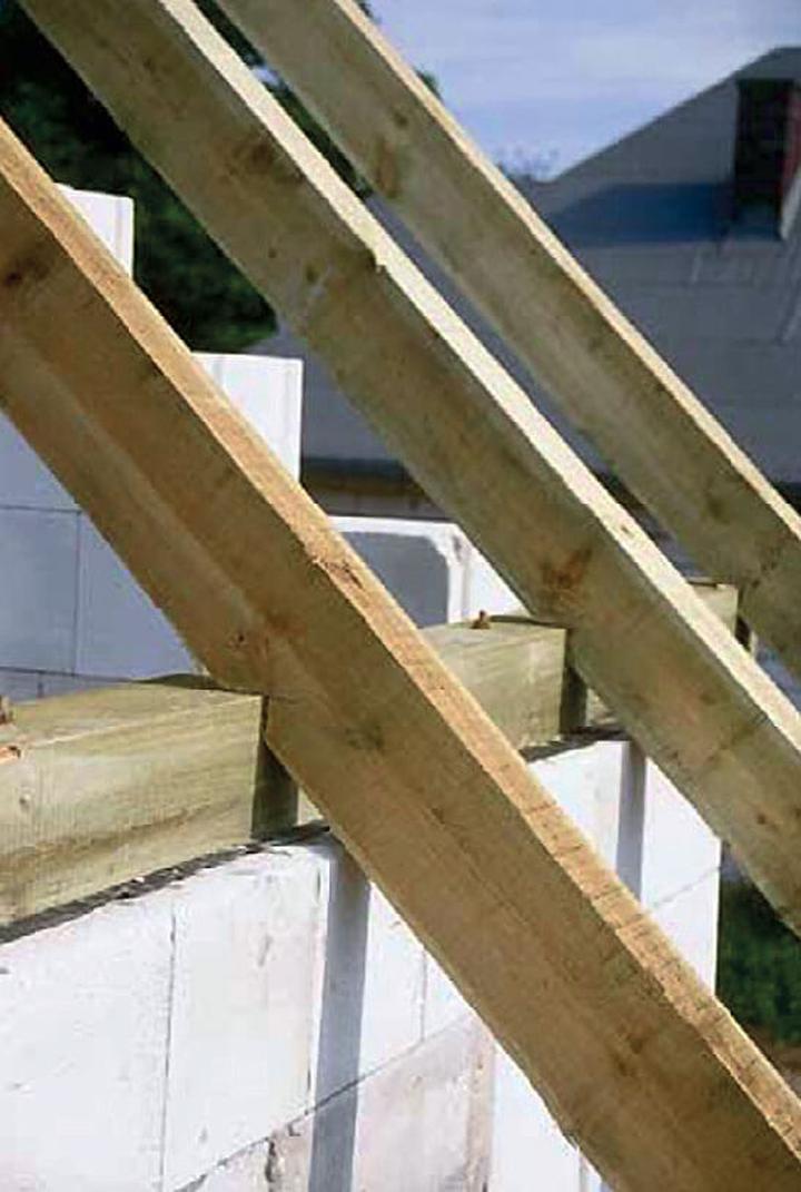 Materiały do budowy dachu bez murlaty