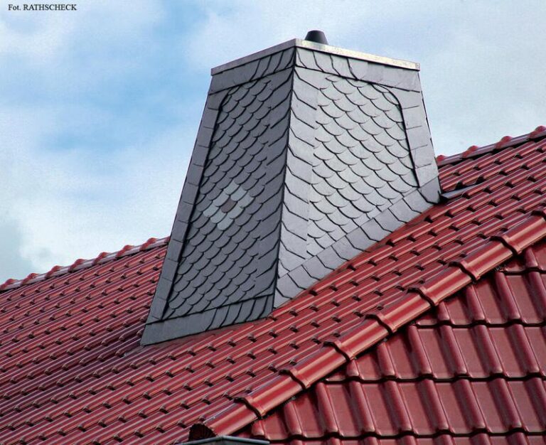 Obudowa komina z blachy – ile kosztuje i jak wykonać ją samodzielnie?