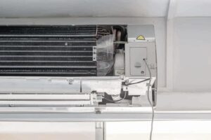 Klimatyzacja do biura czy do domu — jaki rodzaj wybrać?